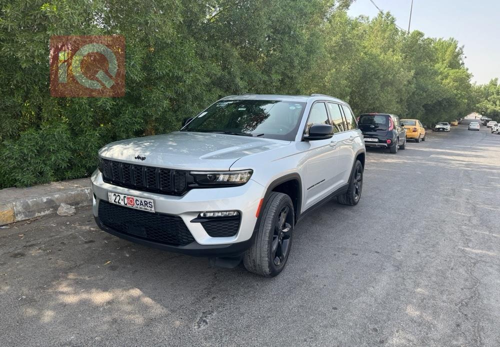 جيب جراند شيروكي